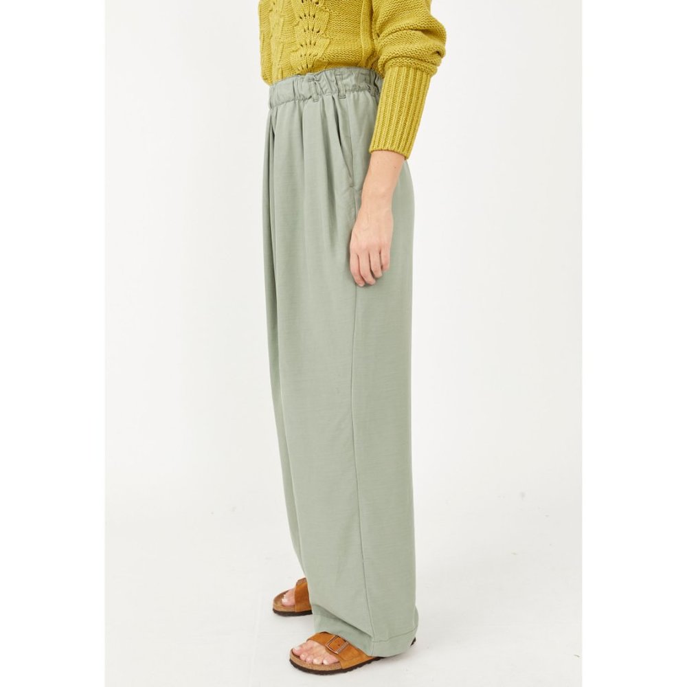 FREE PEOPLE Nothin To Say Pleated Trousers / Seagrass - Picture 6 of 10